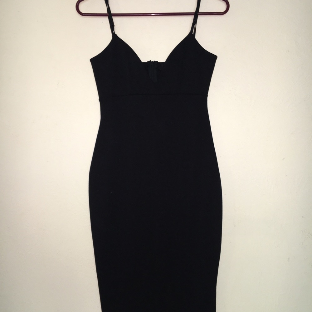 🔥NEW🔥Missguided Strappy Plunge Bodycon Dress